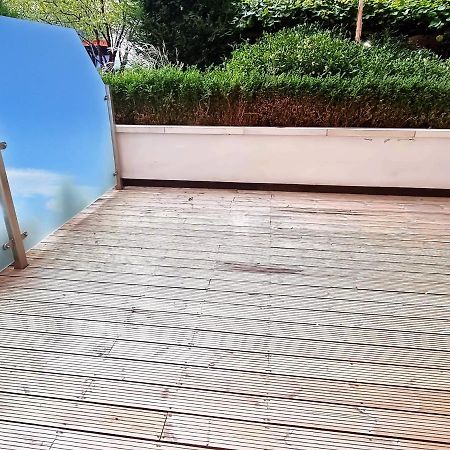 לונדון Your Riverside Home 2 With Private Balcony מראה חיצוני תמונה